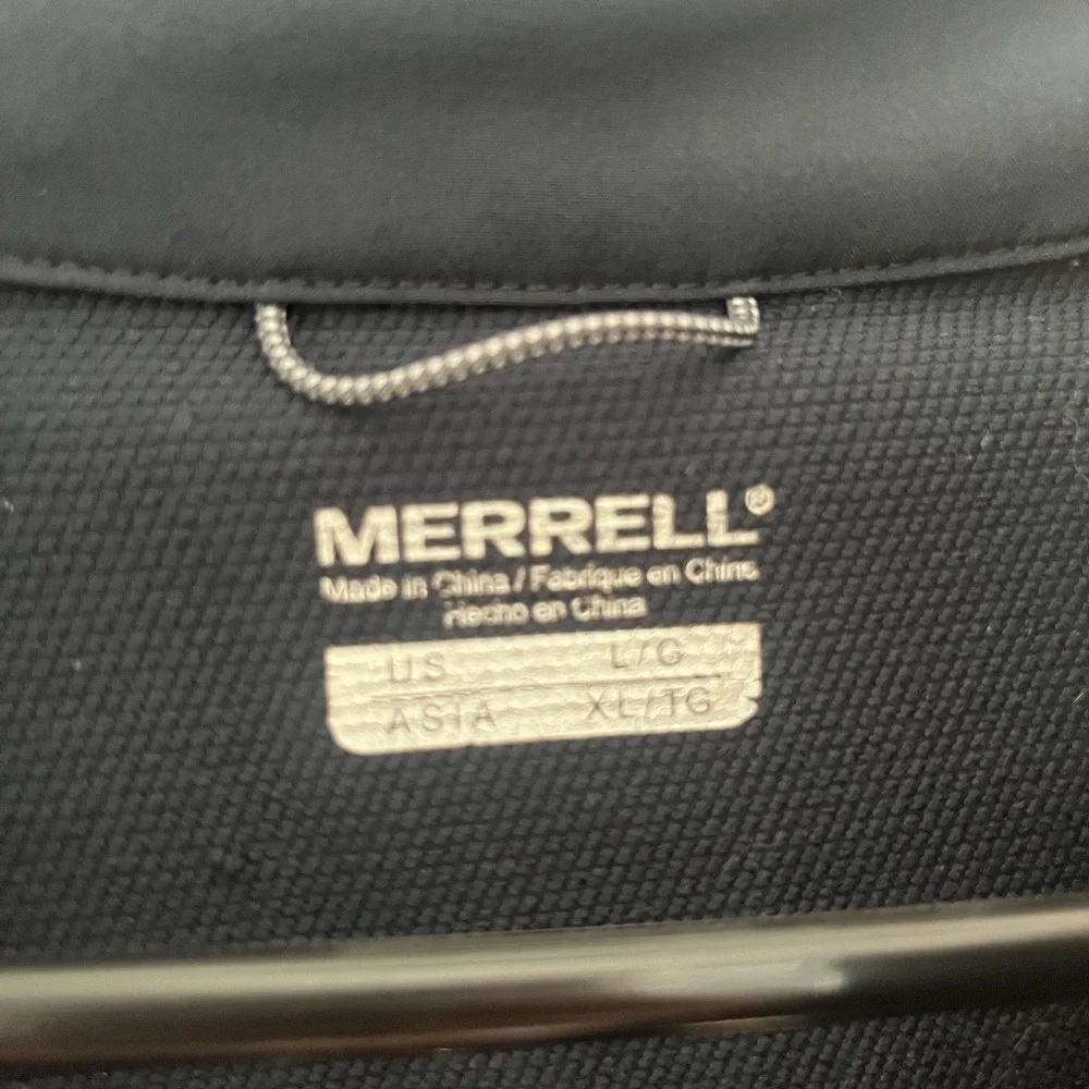 Merrel rain pull over - Picture 2 of 4